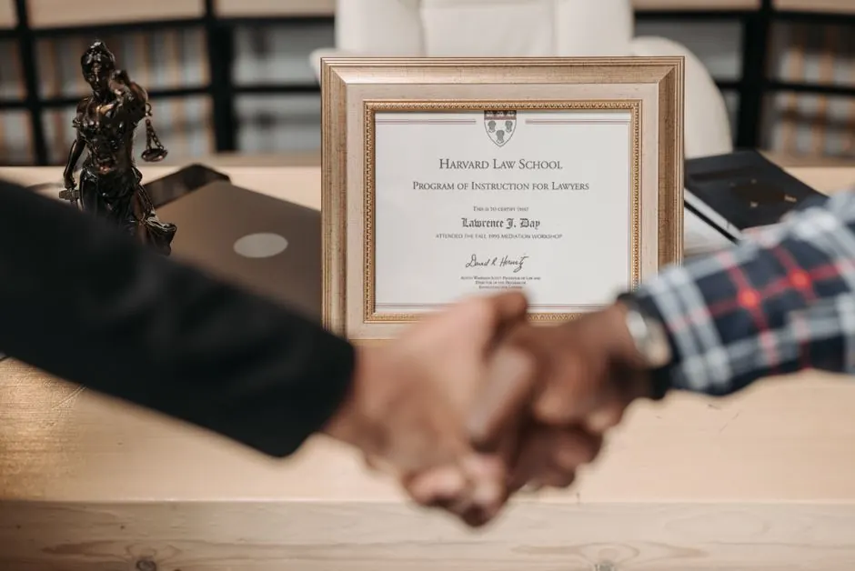 Visualiser l'impact des certifications sur la carrière en Suisse : ROI et priorisation